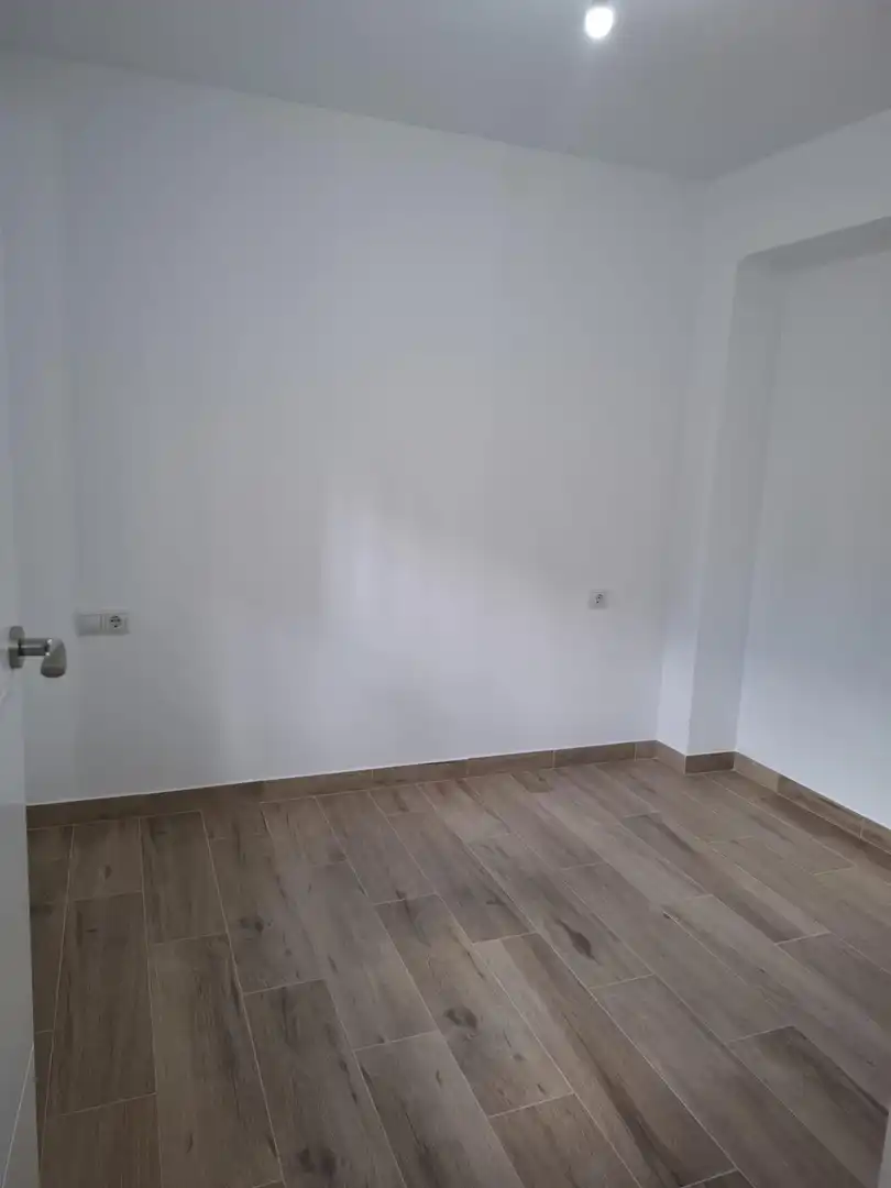 Bedroom of Flat for sale in Sevilla