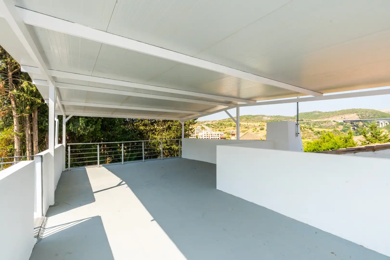 Terrassa de Casa o xalet en venda en Estepona amb Jardí privat i Piscina