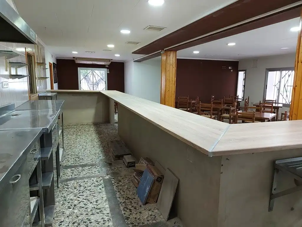 Commercial properties for sale in Domeño