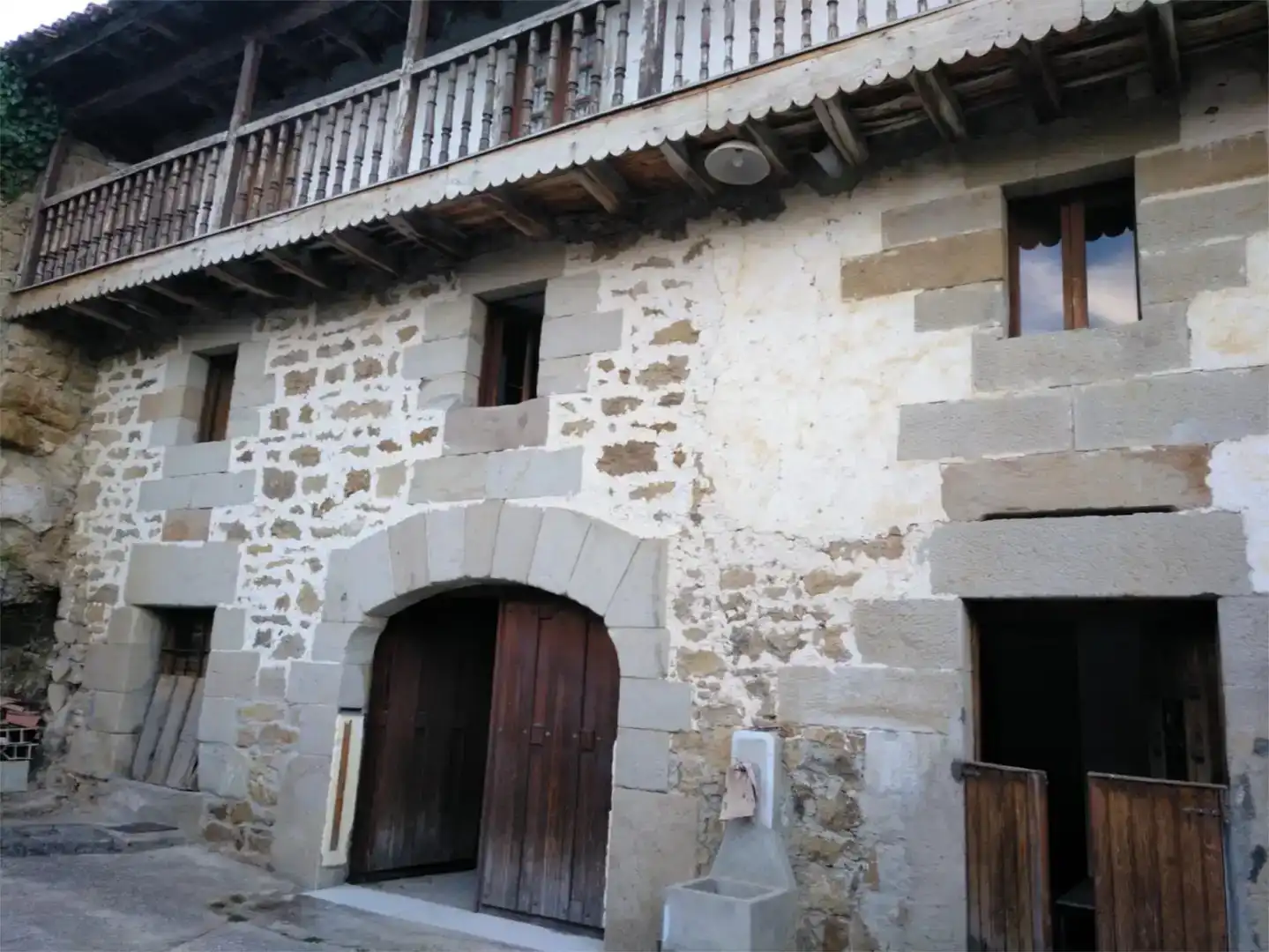 Vista exterior de Pis en venda en Valle de Zamanzas amb Jardí privat, Traster i Moblat