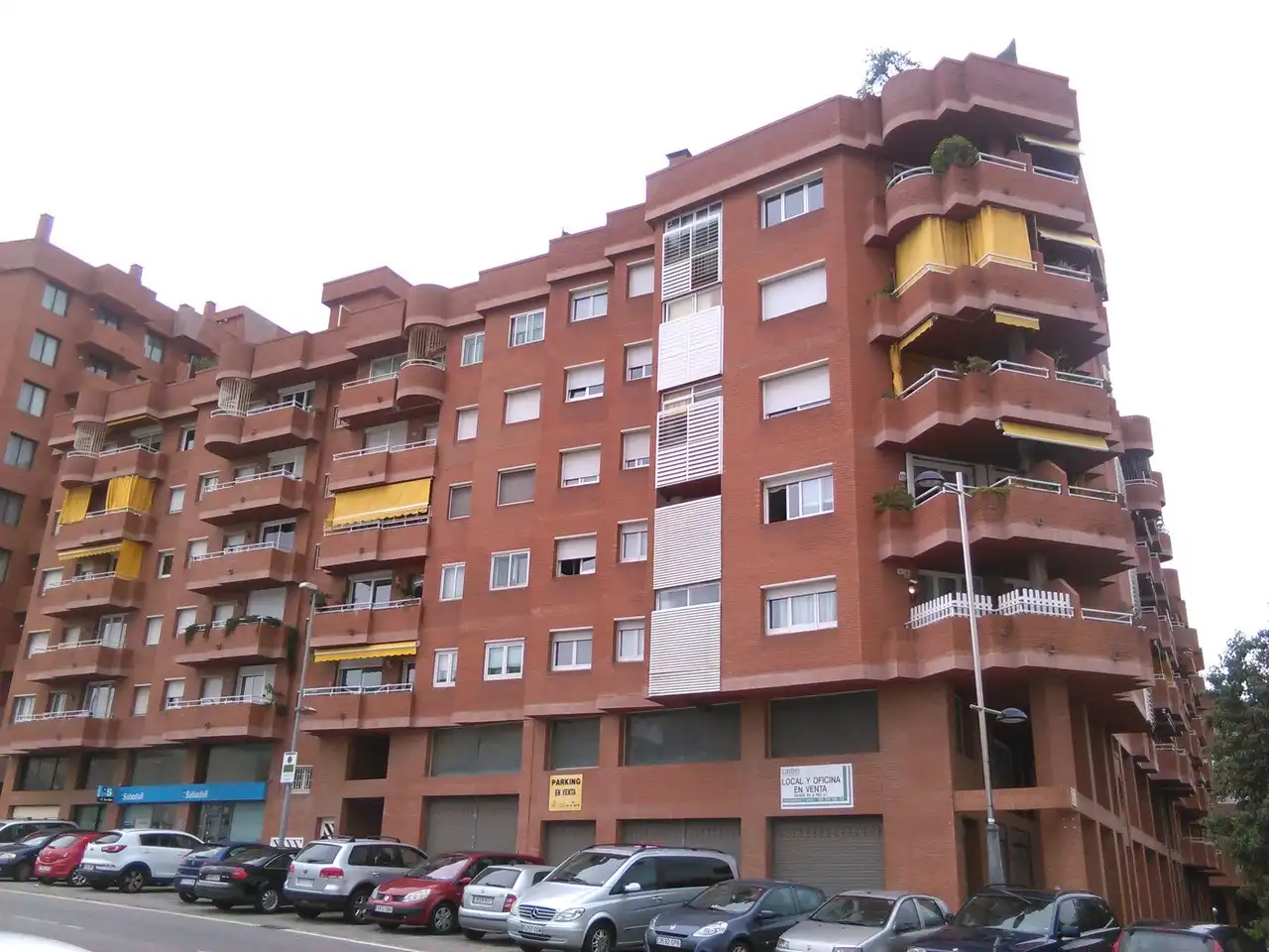 Locale commerciale in affitto a C/ Mossen Jacint Verdaguer