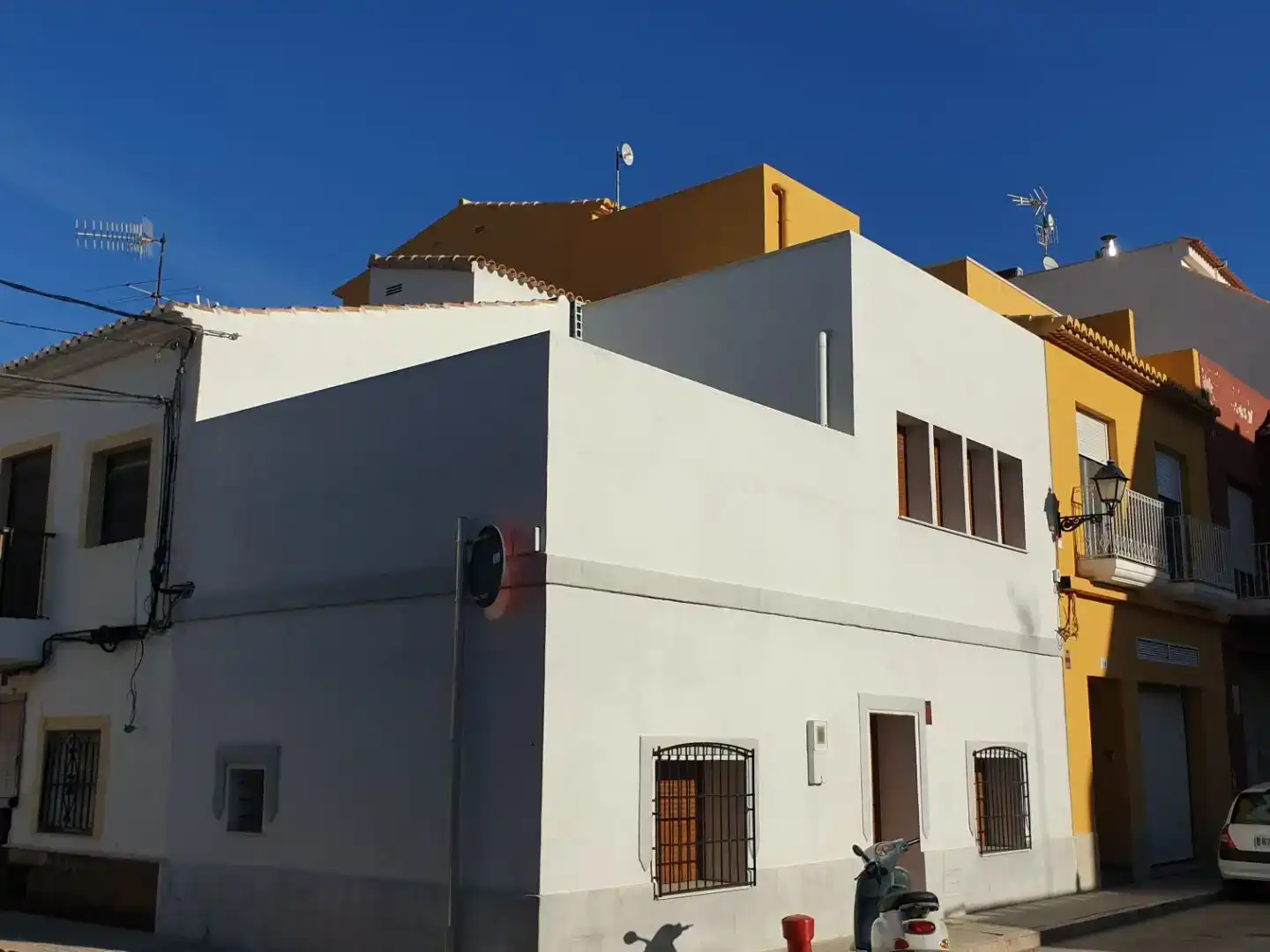 Vista exterior de Casa adosada de lloguer en Dénia