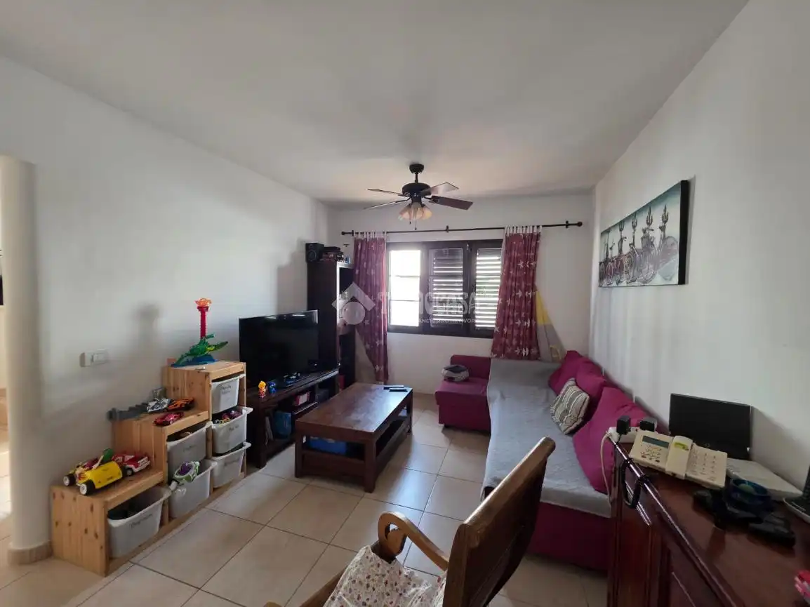 Sala de estar de Casa adosada en venta en San Bartolomé