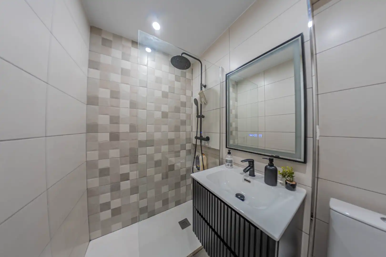Badezimmer von Wohnung zum Verkauf in Murcia mit Klimaanlage, Möbliert und Balkon