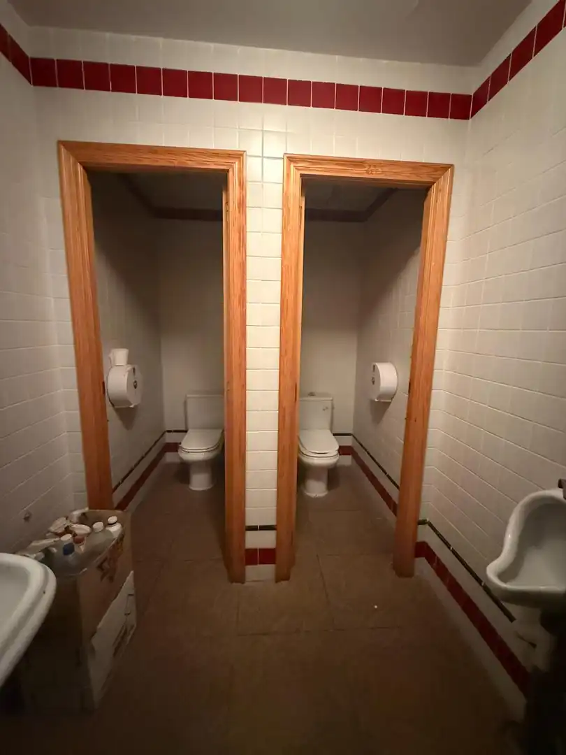 Baño de Local en venta en Tavernes de la Valldigna