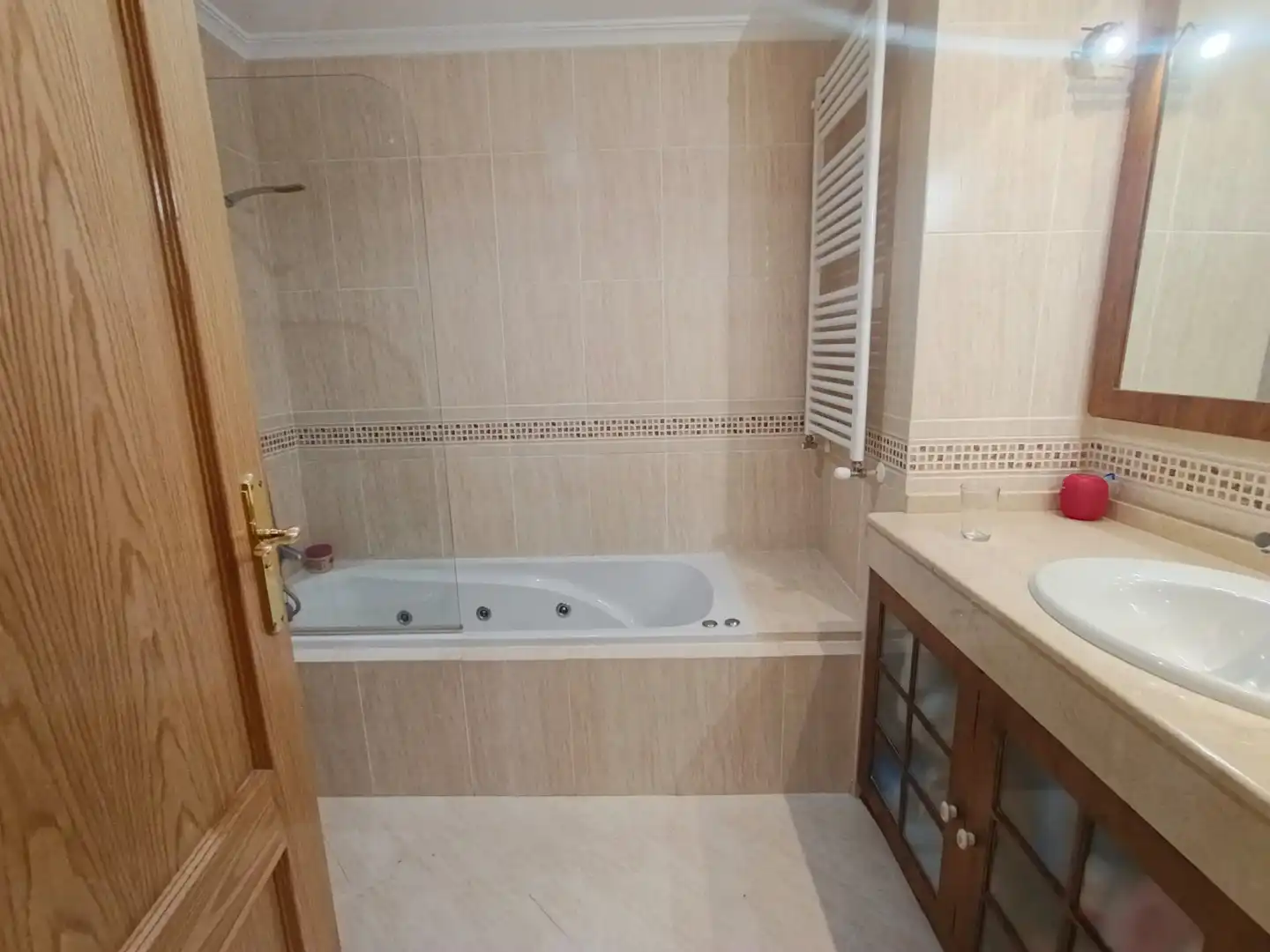 Bany de Pis en venda en Cáceres amb Traster, Piscina i Piscina comunitària