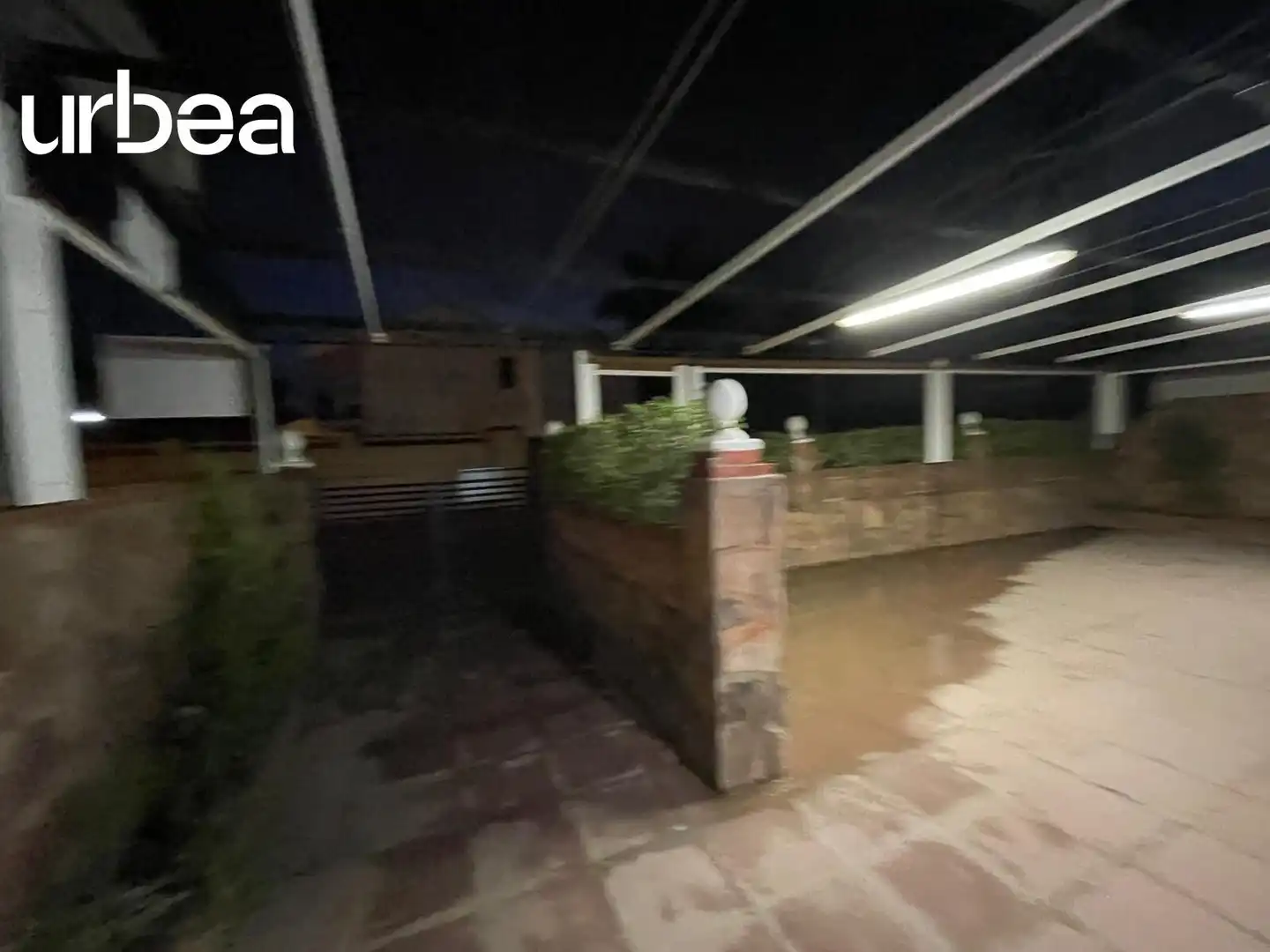 Jardí de Local en venda en Vélez-Málaga amb Aire condicionat i Terrassa