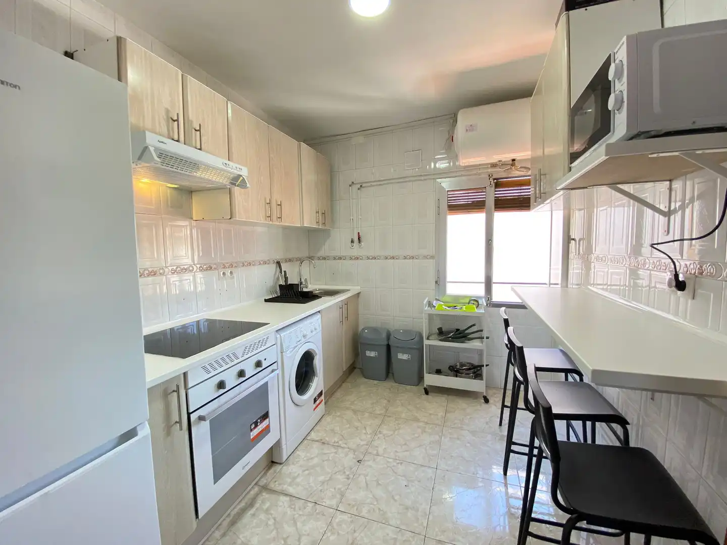 Room in Calle del Puerto de la Morcuera, 16, San Diego