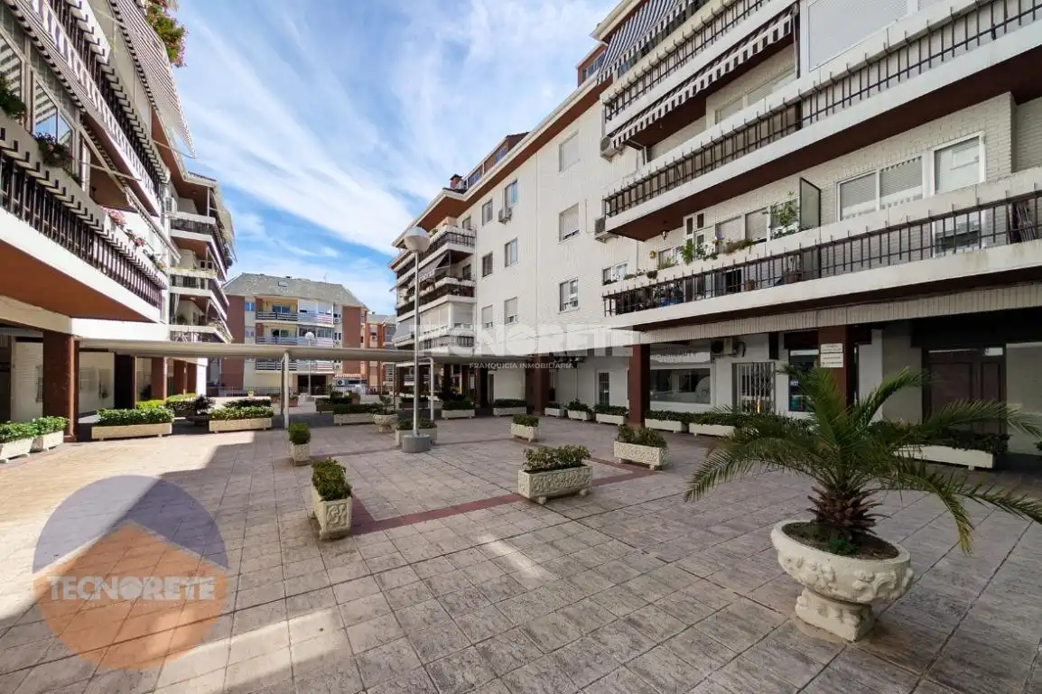 Exterior view of Flat for sale in Majadahonda  with Heating