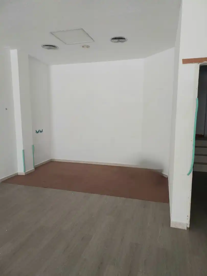 Habitación de Local en venta en Arucas