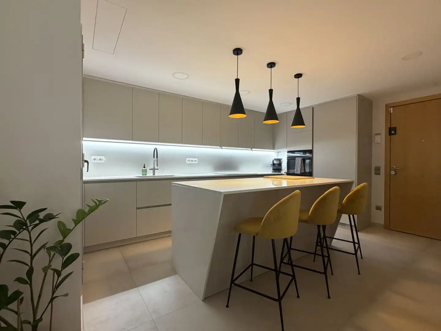 Kitchen of Flat for sale in Tarragona  with Air Conditioner, Heating and Balcony