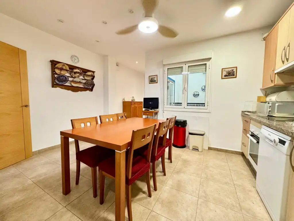 Casa o chalet de alquiler en Calle Melosas Las (Torre Del Mar), Paseo Marítimo de Levante