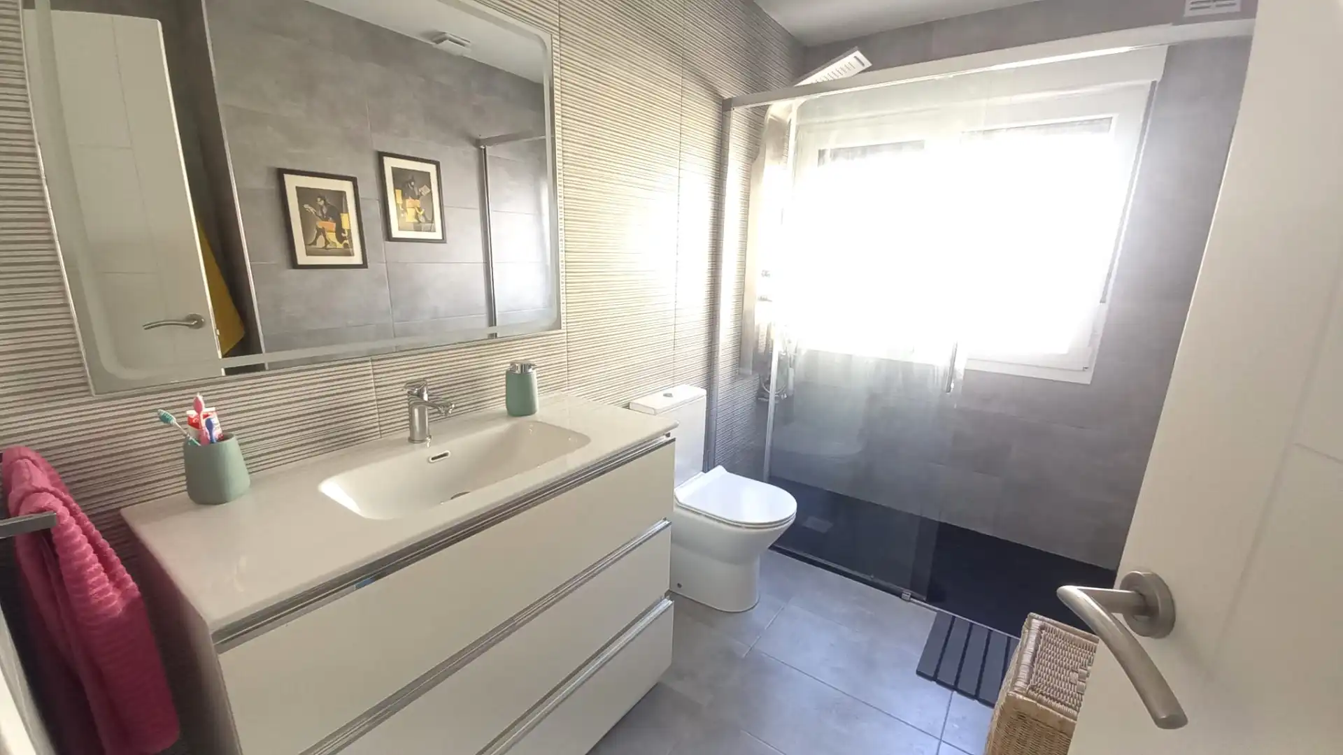 Bathroom of Detached homes for sale in Siero  with Heating, Parquet flooring and Terrace