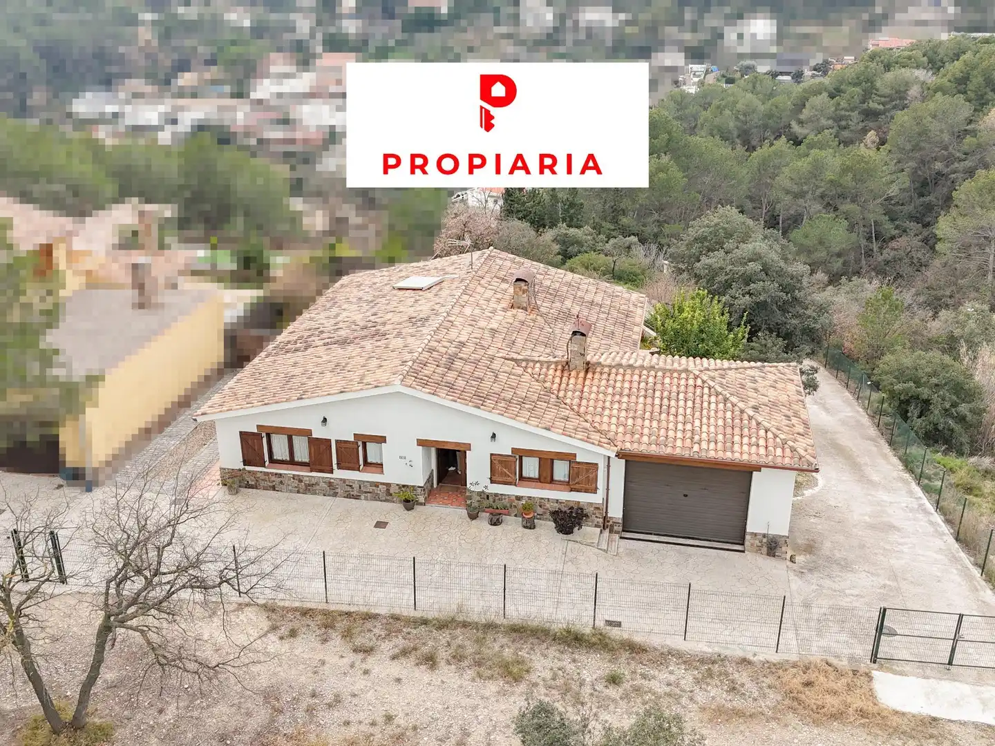 Exterior view of Houses for sale in Rubí  with Private garden, Terrace and Balcony