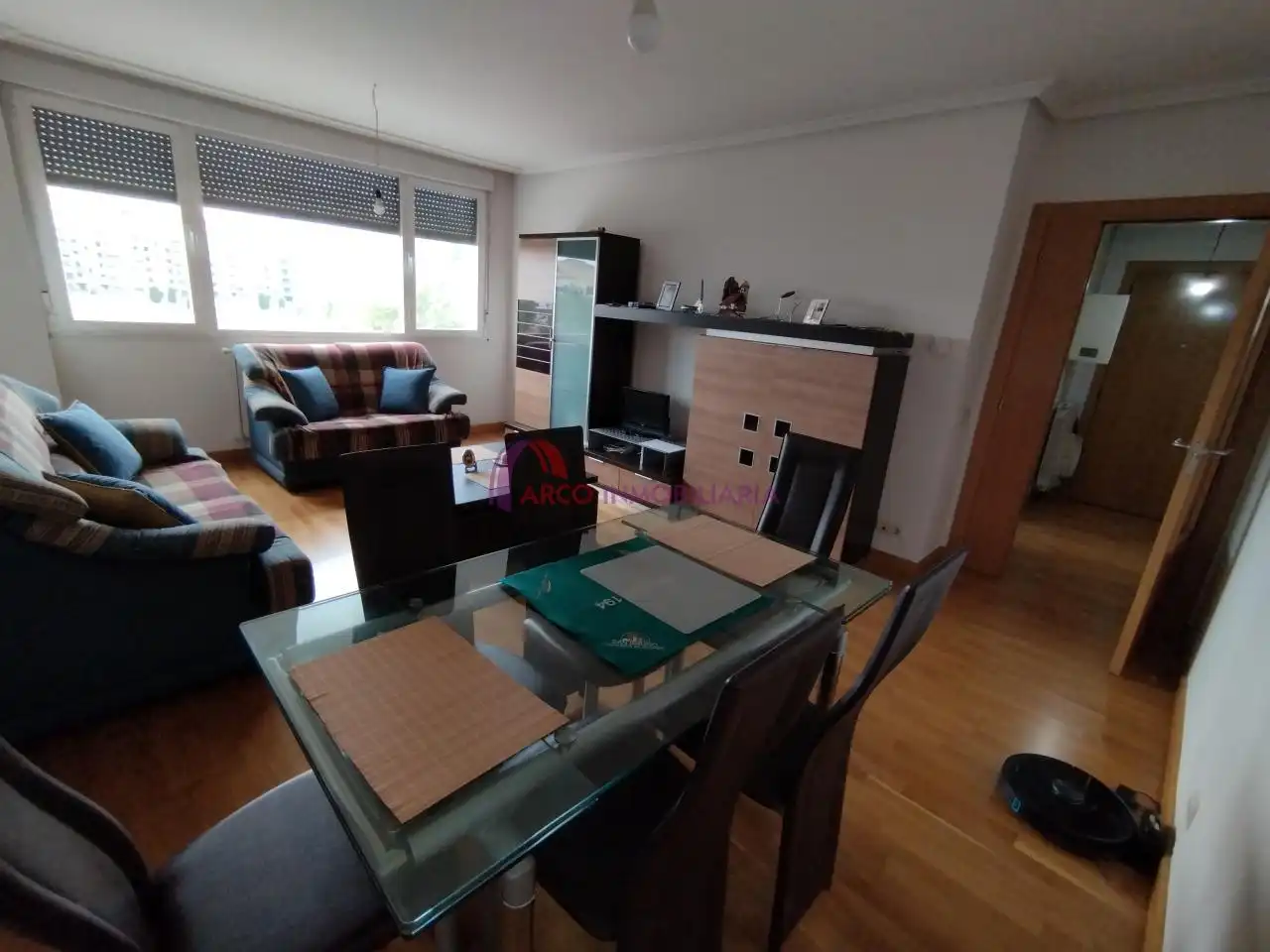Sala d'estar de Pis en venda en Burgos amb Calefacció, Parquet i Traster