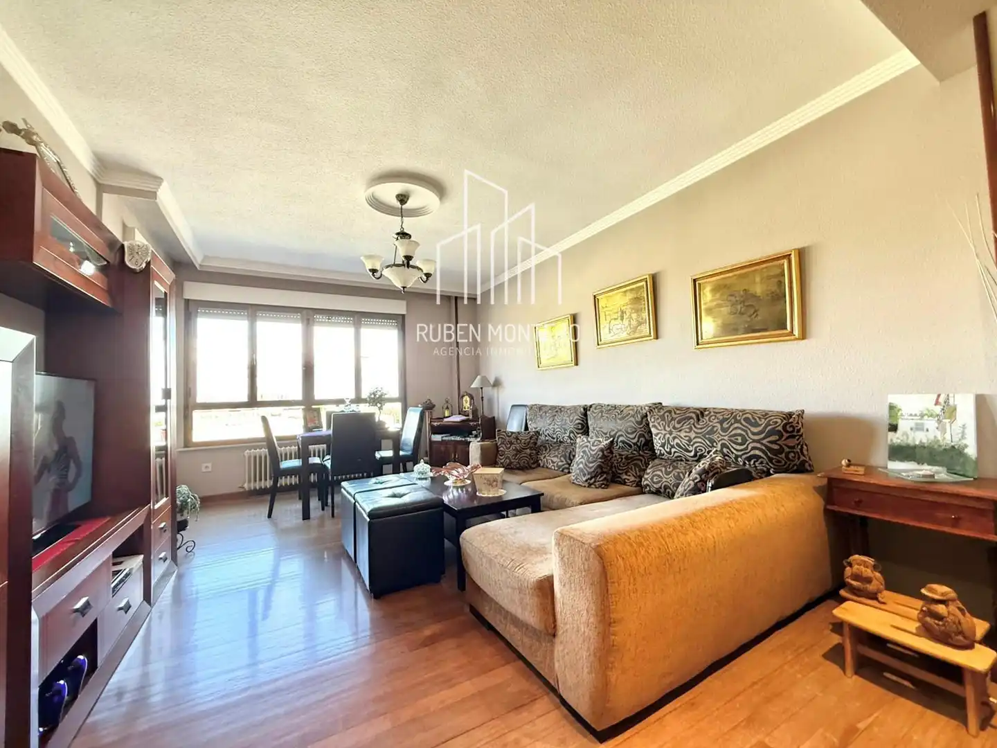 Living room of Flat for sale in Salamanca  with Heating, Terrace and Storage room