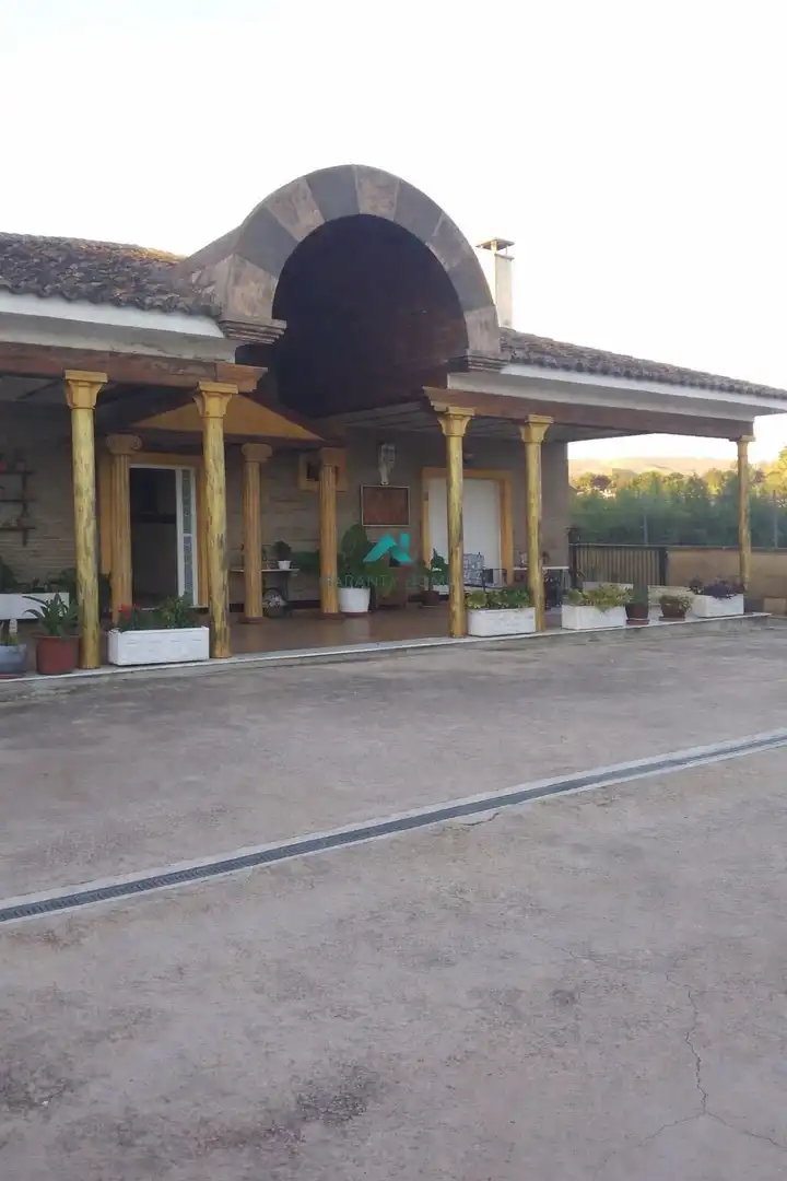 Vista exterior de Casa o chalet en venta en Ontinyent con Aire acondicionado, Jardín privado y Terraza
