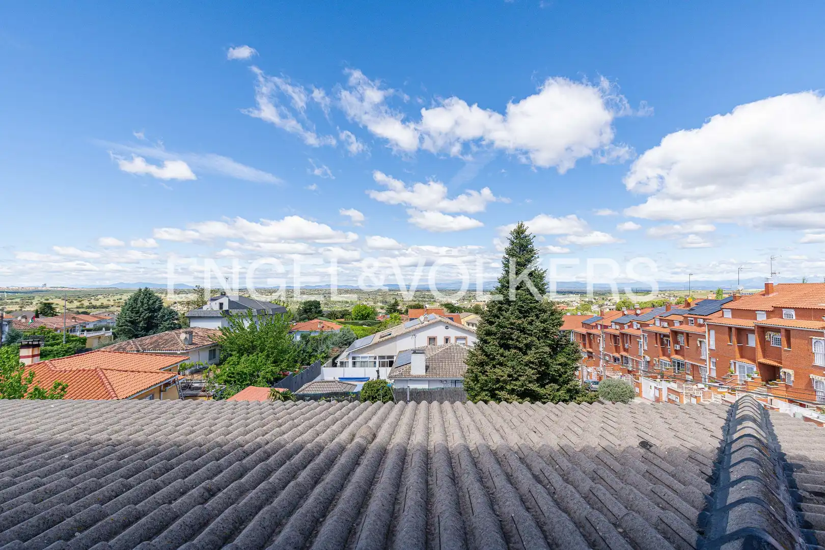 Vista exterior de Finca rústica en venda en Móstoles amb Aire condicionat, Calefacció i Jardí privat