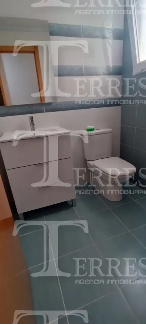 Bany de Pis de lloguer en La Vall d'Uixó, Castellón