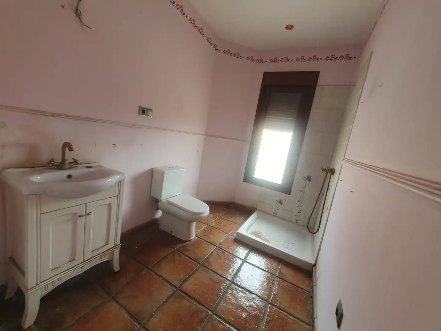 Bathroom of Houses for sale in Cebolla, Toledo