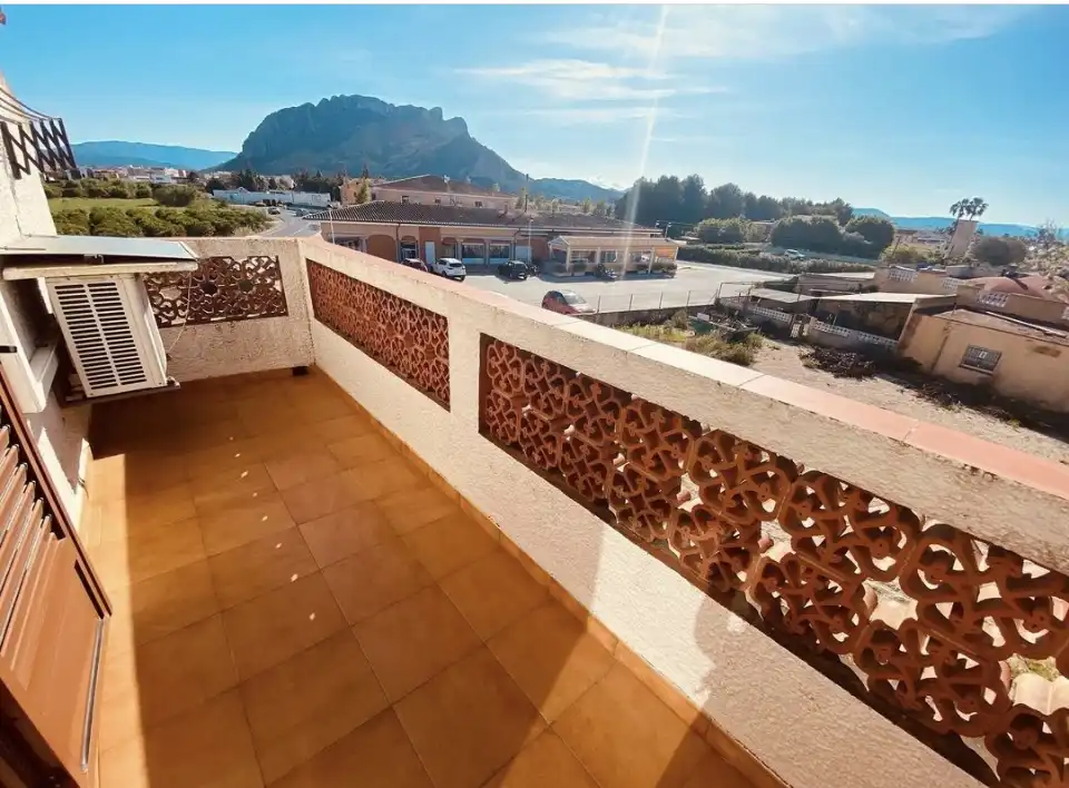 Chalet con jardín en venta en Centro Urbano, imagen 9