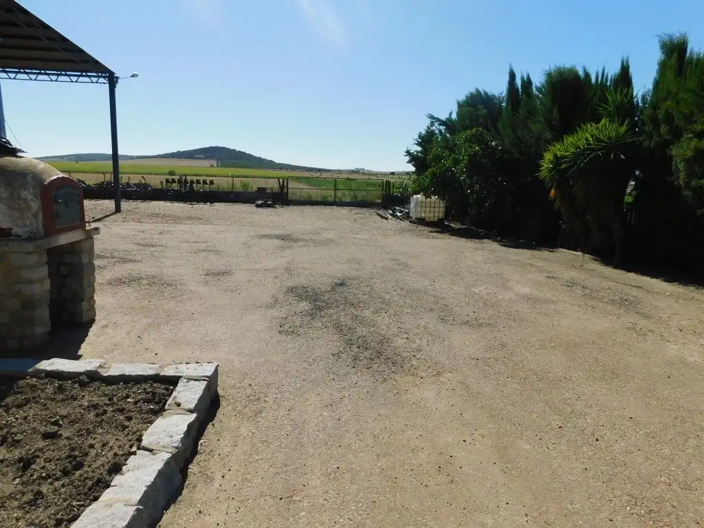 Casa rústica amb jardí en venda a Don Benito, imagen 3