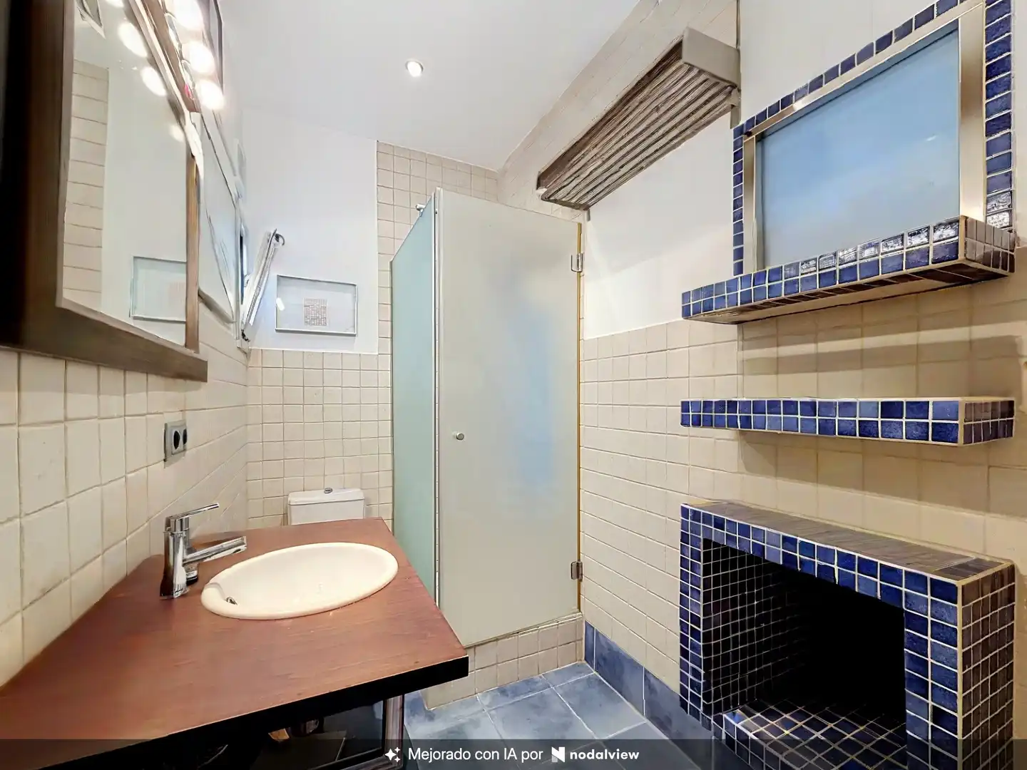 Bathroom of Flat for sale in Alella  with Air Conditioner, Heating and Terrace