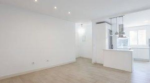 Photo 5 of Flat for rent in El Plantinar – Avda. La Paz - El Juncal, Sevilla Capital