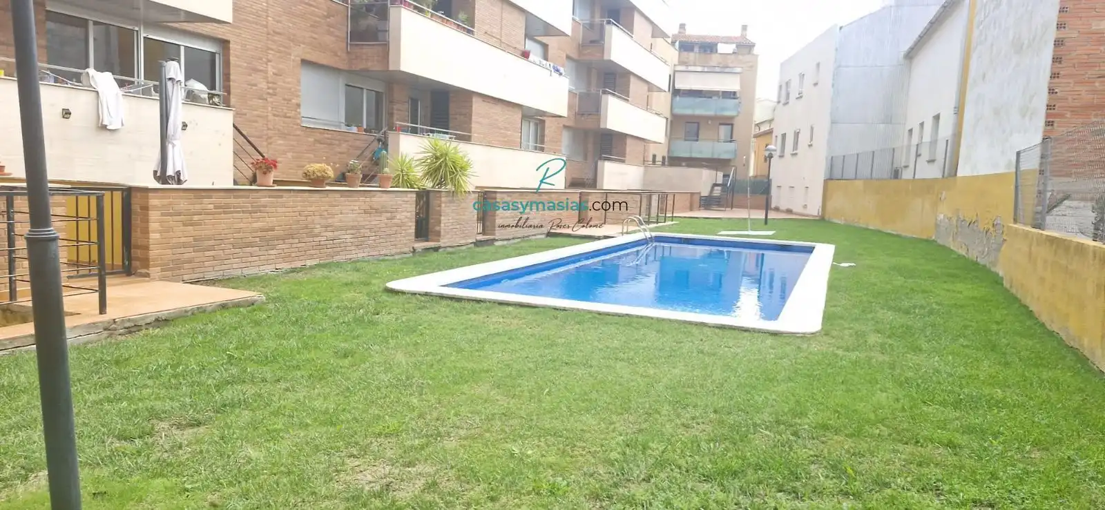Schwimmbecken von Wohnungen zur Miete in Sant Quintí de Mediona mit Heizung, Privatgarten und Terrasse