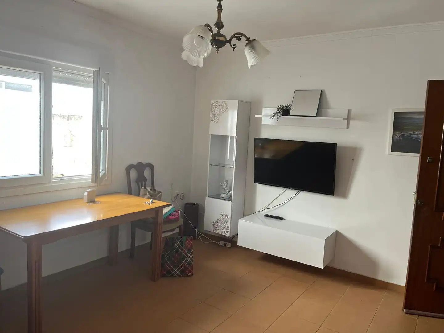 Sala de estar de Piso en venta en Vejer de la Frontera con Aire acondicionado, Terraza y Amueblado
