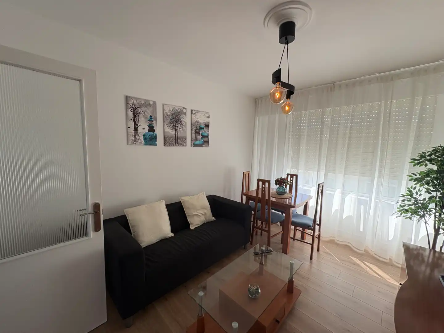 Sala d'estar de Pis de lloguer en Ferrol amb Moblat
