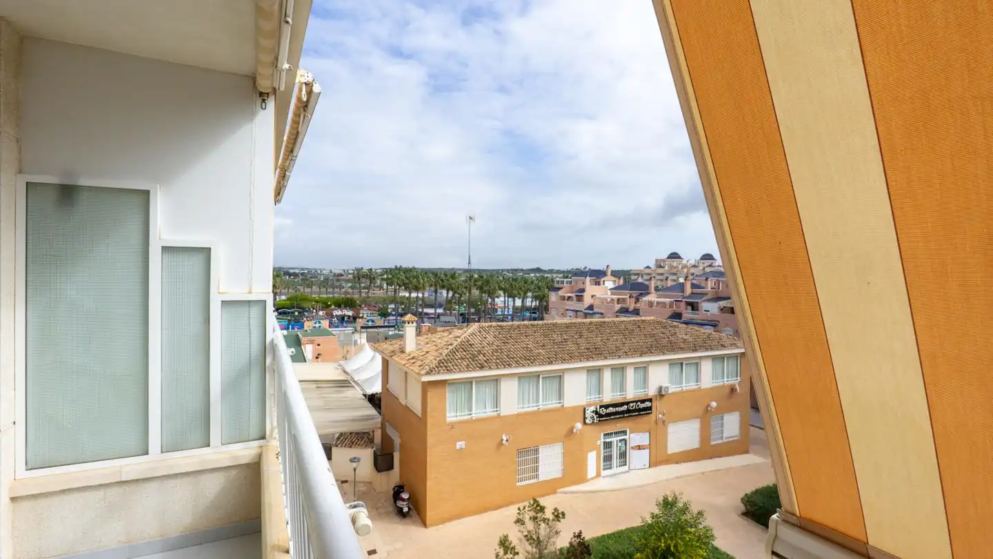 Exterior view of Flat for sale in Santa Pola  with Terrace and Furnished