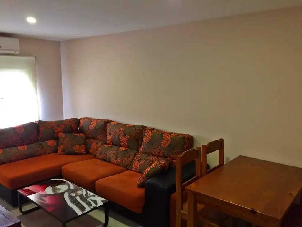 Appartement compact avec ascenseur à vendre à Avenida Carolina Coronado 5, imagen 3