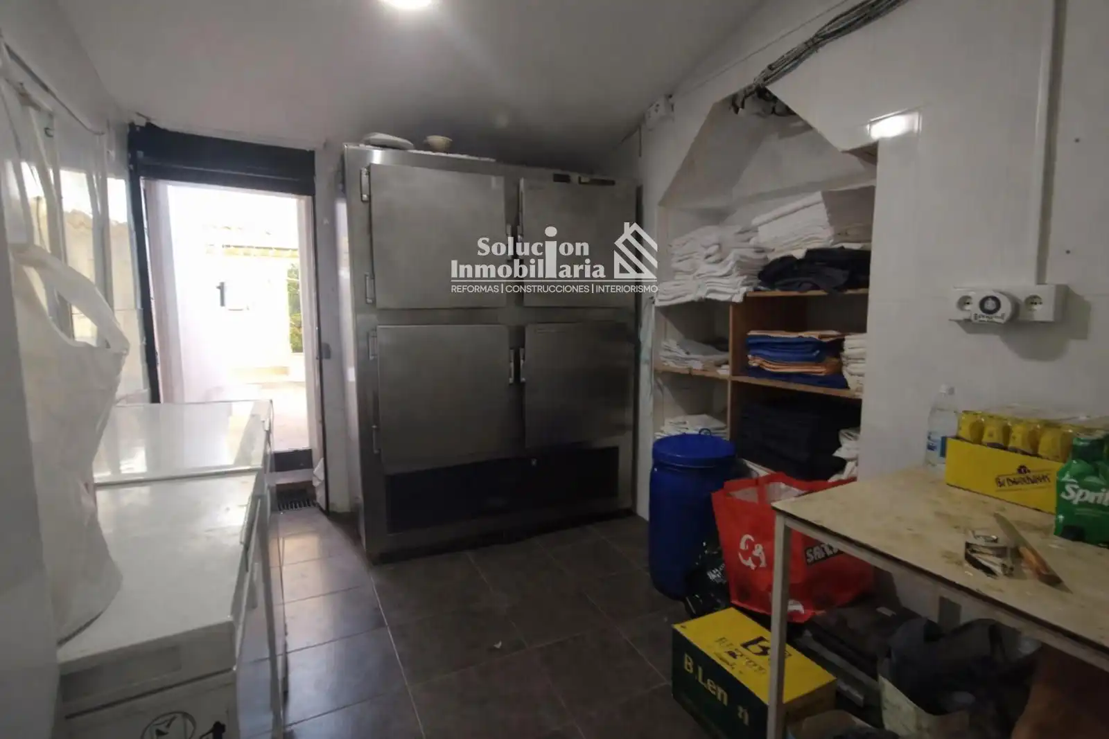 Local comercial en traspàs a San José - Parador - Zurguén, imagen 39
