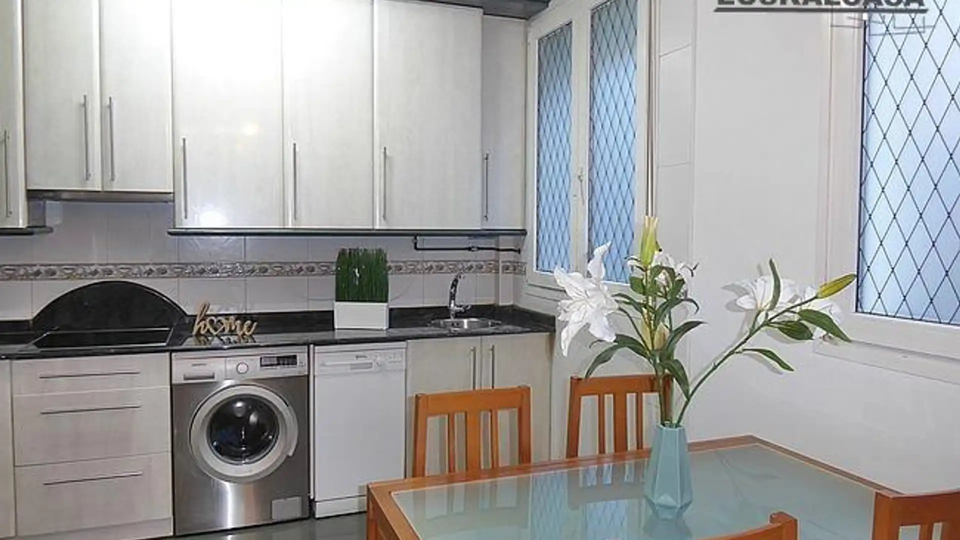 Piso en venta en Avenida LEHENDAKARI AGUIRRE, San Ignacio - Elorrieta