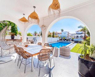 Terrassa de Casa o xalet en venda en Empuriabrava amb Aire condicionat, Calefacció i Jardí privat