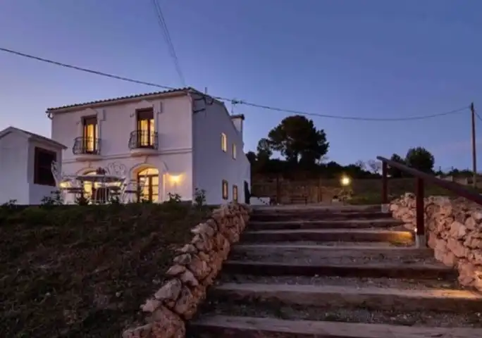 Vista exterior de Casa o xalet en venda en Font-rubí amb Jardí privat, Terrassa i Piscina