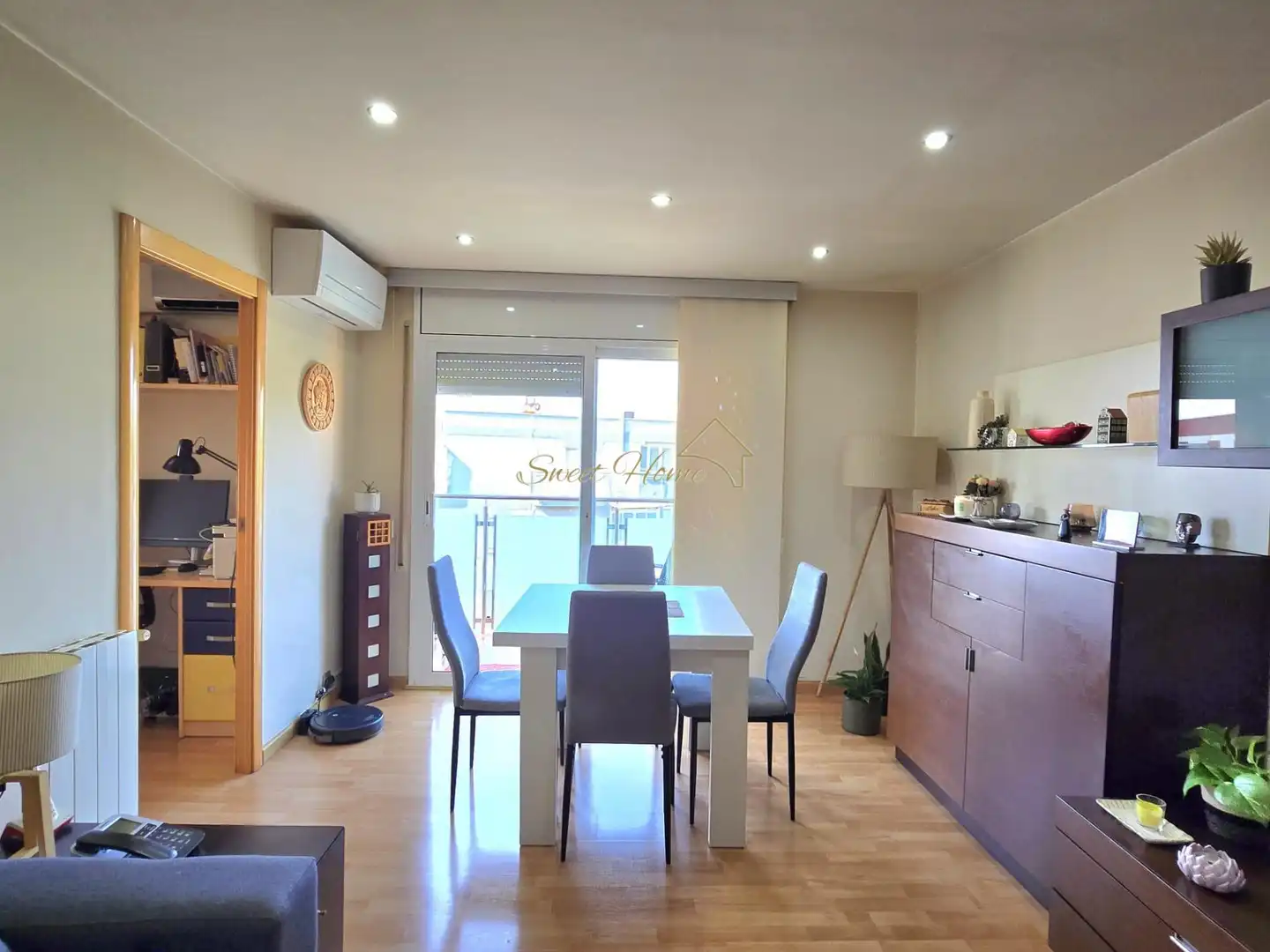 Comedor de Ático en venta en Montgat con Aire acondicionado, Calefacción y Terraza
