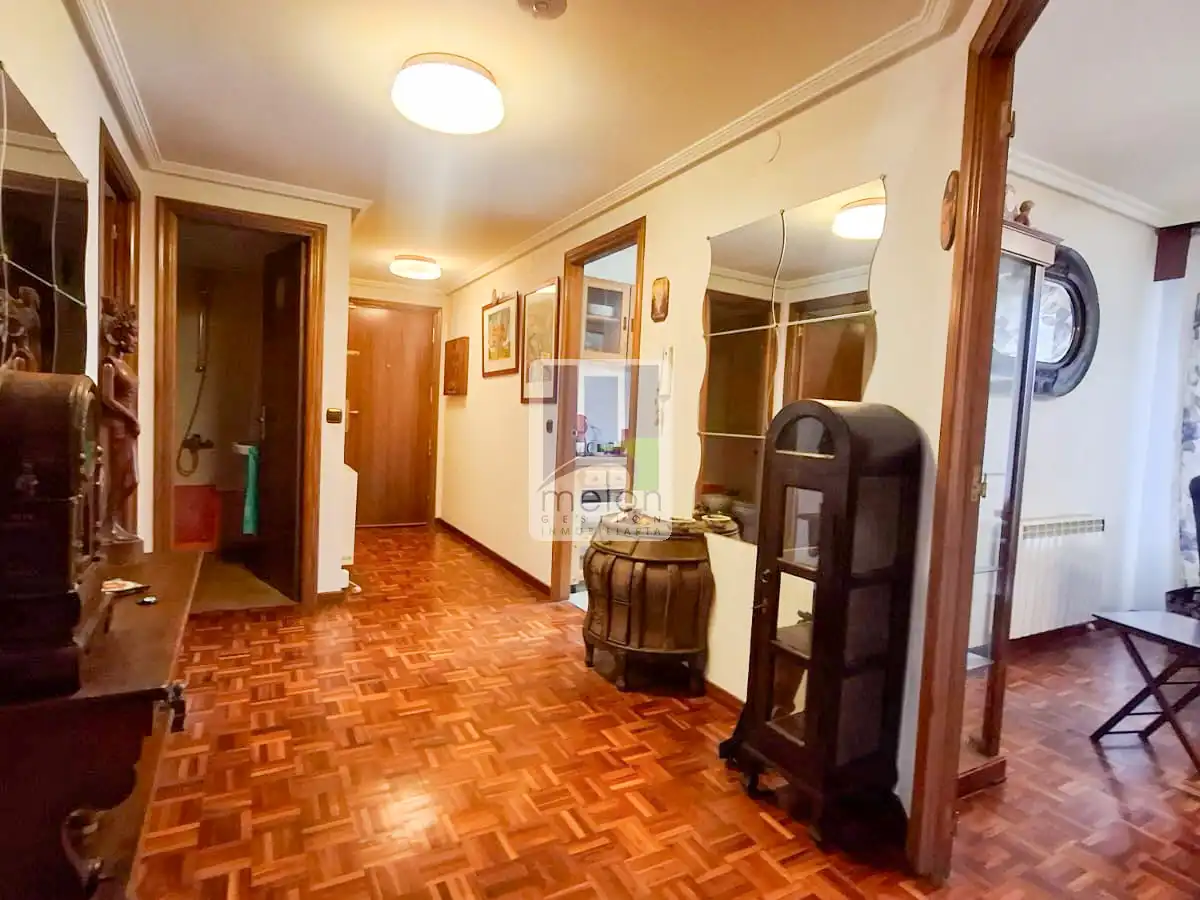 Piso en venta en Arcos con Trastero