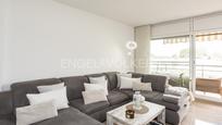 Living room of Apartment for sale in Sant Just Desvern  with Air Conditioner, Heating and Private garden