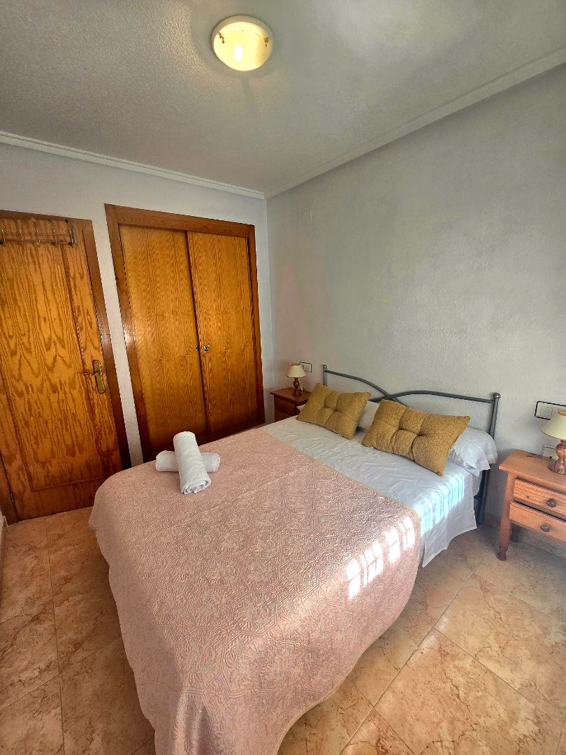 Bedroom of House or chalet to share in Torrevieja  with Air Conditioner, Heating and Furnished