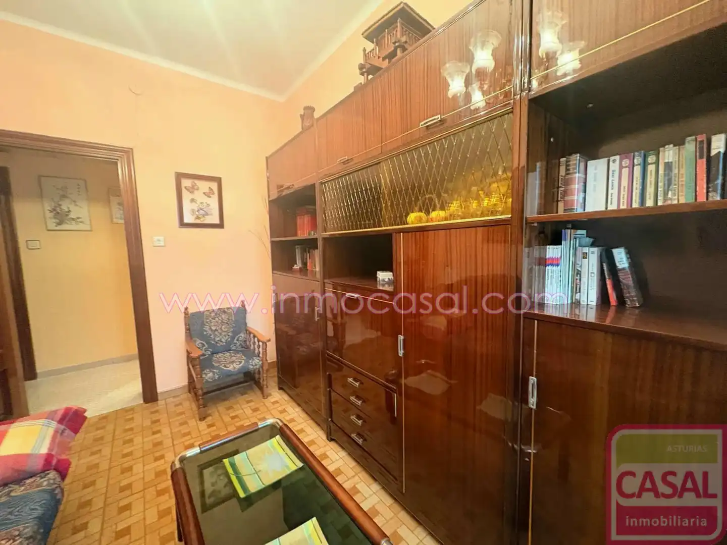 Living room of Flat for rent in Aller  with Heating, Storage room and Furnished
