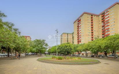 Exterior view of Flat for sale in L'Hospitalet de Llobregat  with Balcony