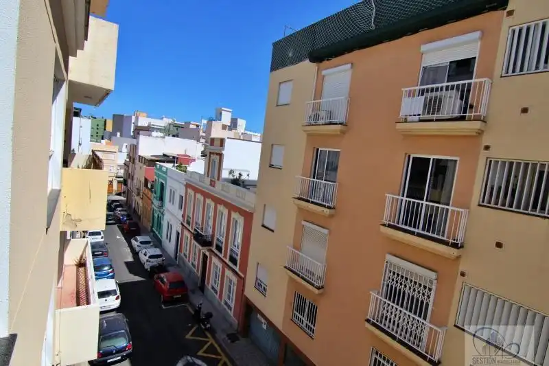 Vista exterior de Pis en venda en Santa Cruz de Tenerife amb Moblat