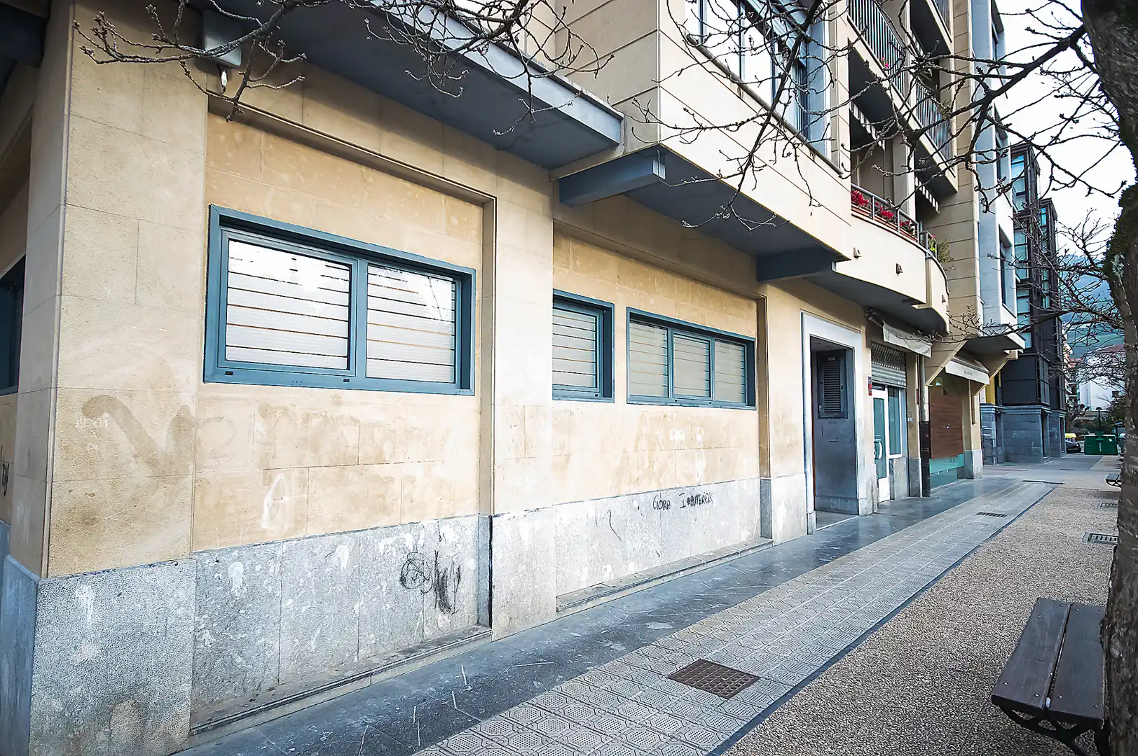 Vista exterior de Local de lloguer en Tolosa amb Moblat