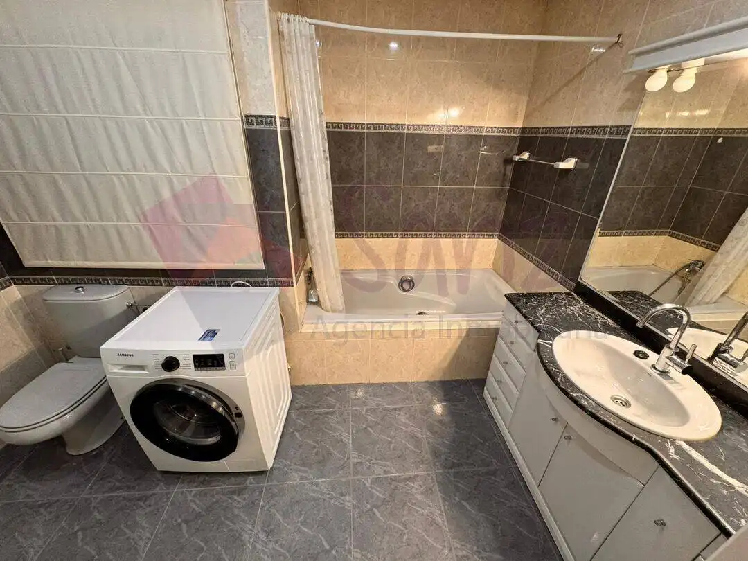 Bany de Apartament en venda en Casco Antiguo