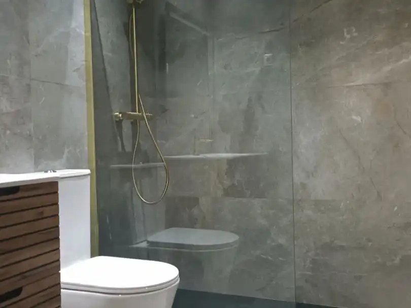 Bathroom of Flat for sale in Getafe  with Air Conditioner, Heating and Private garden