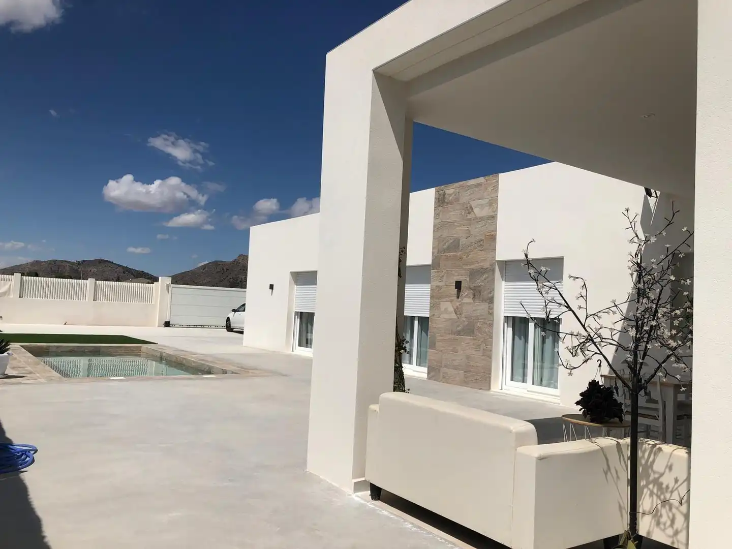 Außenansicht von Haus oder Chalet zum Verkauf in Aspe mit Klimaanlage, Privatgarten und Terrasse