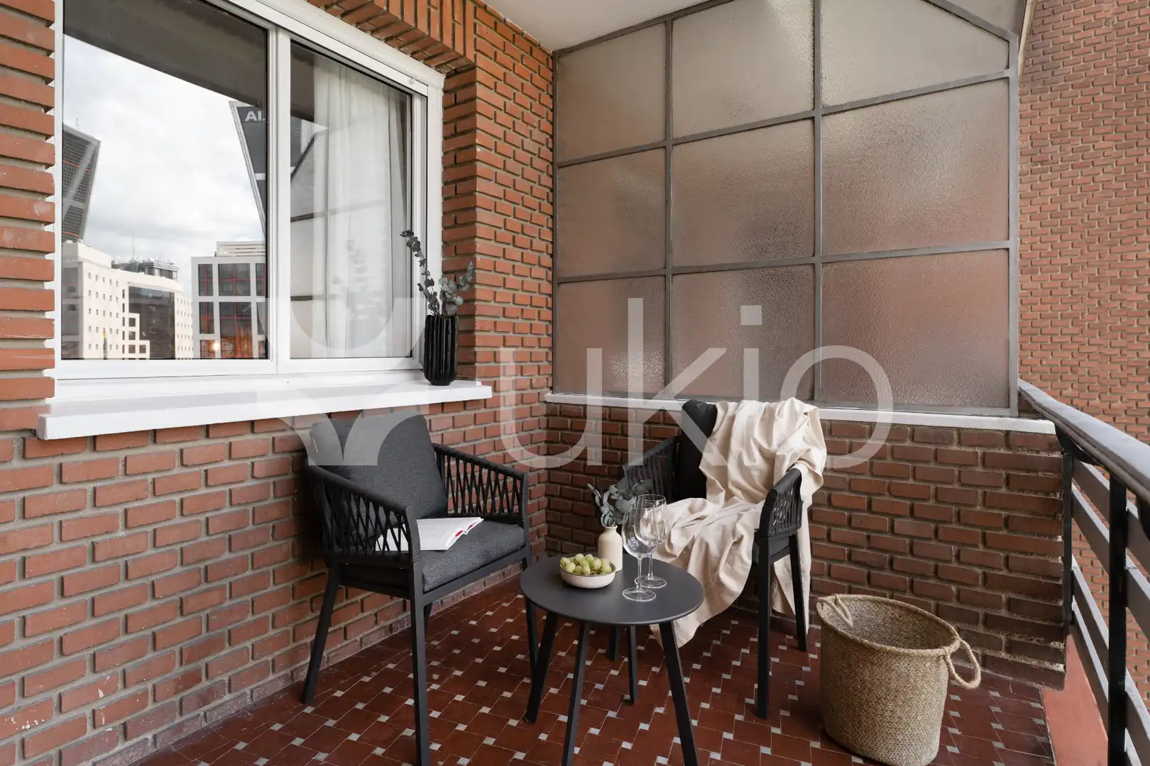 Terraza de Apartamento de alquiler en Madrid con Aire acondicionado, Calefacción y Amueblado