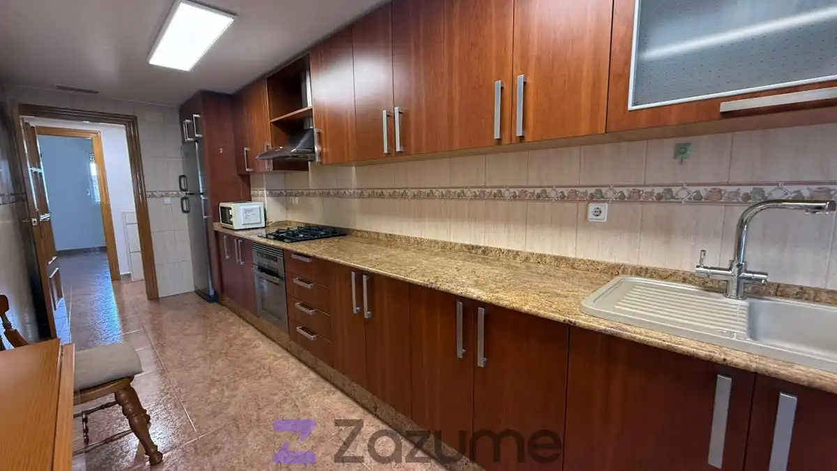 Cocina de Piso de alquiler en Murcia con Aire acondicionado, Calefacción y Amueblado